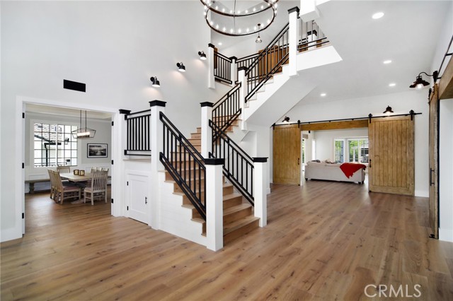28845 Countryside Drive, Agoura Hills CA: https://media.crmls.org/medias/4a068312-7297-484d-9b03-1e435af12fc3.jpg