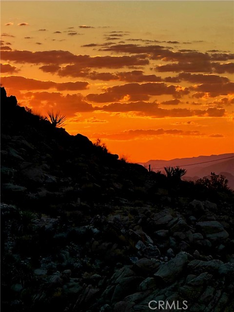57710 Bandera Road, Yucca Valley CA: https://media.crmls.org/medias/4a071c70-c192-4af0-b3b8-002af086ee79.jpg