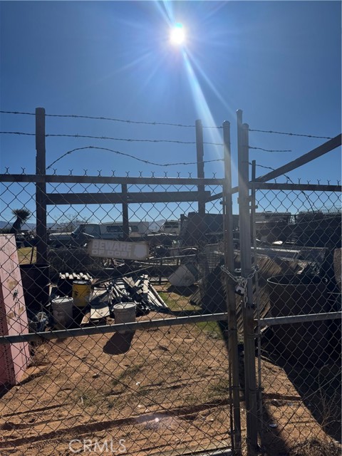 Detail Gallery Image 4 of 49 For 14423 Lynn, Apple Valley,  CA 92307 - 1 Beds | 1 Baths