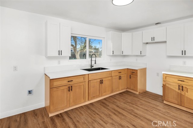 Detail Gallery Image 21 of 39 For 2701 Houchin, Bakersfield,  CA 93304 - 4 Beds | 2 Baths