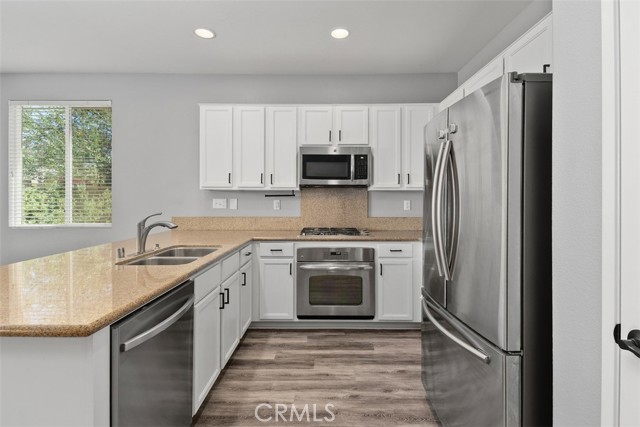96 Luna Avenue, Beaumont CA: https://media.crmls.org/medias/4a084682-887f-4860-8205-438c916a41c3.jpg