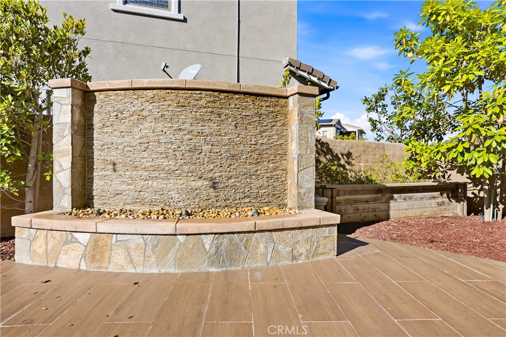 MLS #OC25270445 image #28