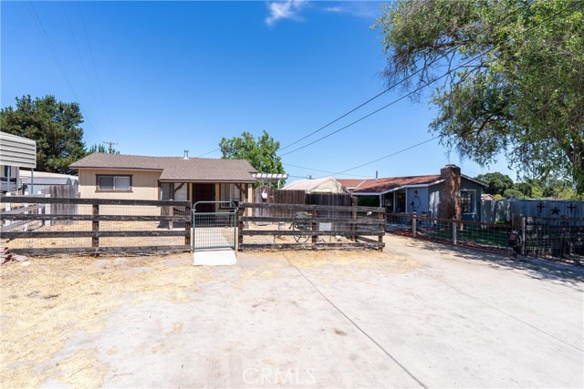 3360 Chico Road, Atascadero CA: https://media.crmls.org/medias/4a08b546-adbc-43b9-a46b-b6210428eade.jpg