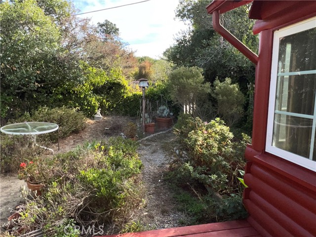 Detail Gallery Image 5 of 36 For 2299 Yorkshire Dr, Cambria,  CA 93428 - 1 Beds | 1 Baths