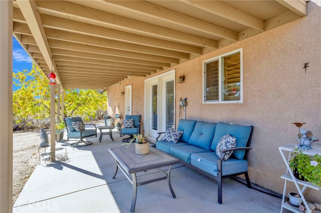 Detail Gallery Image 60 of 69 For 6297 Coleridge, Oak Hills,  CA 92344 - 7 Beds | 4 Baths