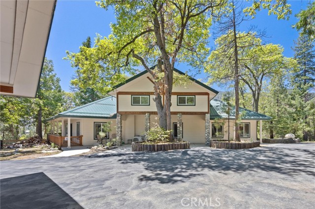 Detail Gallery Image 11 of 71 For 10820 Bonita Way, Wofford Heights,  CA 93285 - 4 Beds | 3 Baths