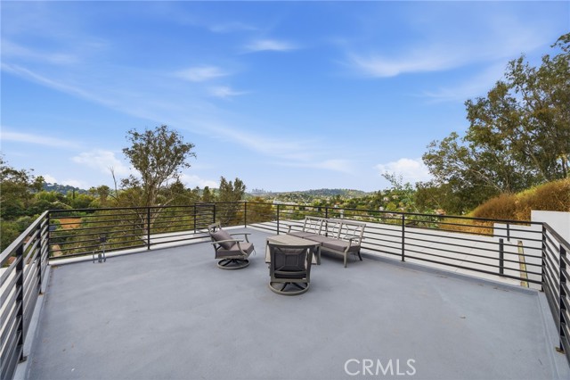 Detail Gallery Image 25 of 58 For 6565 Pickwick, Los Angeles,  CA 90042 - 3 Beds | 2/1 Baths