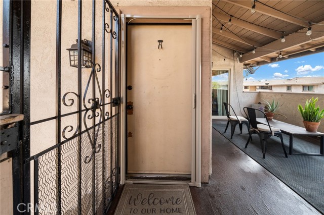 Detail Gallery Image 4 of 28 For 166 Southampton Way #21,  Placentia,  CA 92870 - 2 Beds | 1 Baths