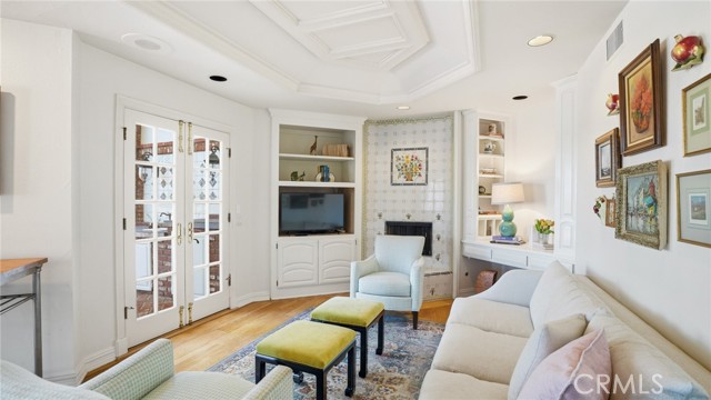 Detail Gallery Image 28 of 74 For 4548 Ellenboro, Woodland Hills,  CA 91364 - 4 Beds | 4/1 Baths