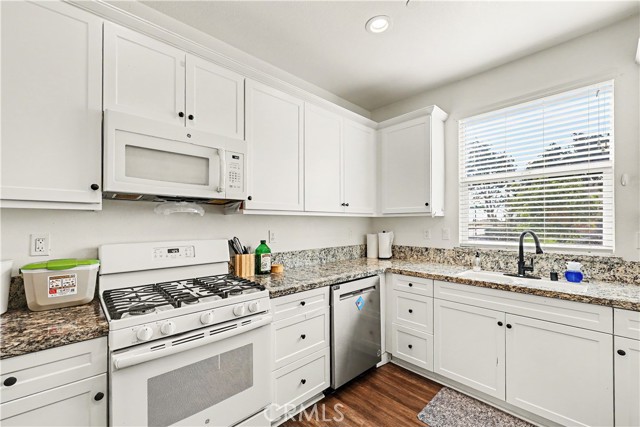 Detail Gallery Image 15 of 44 For 494 Lily, Merced,  CA 95341 - 3 Beds | 2 Baths