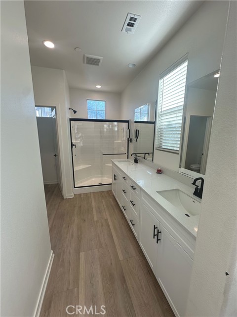 Detail Gallery Image 10 of 20 For 16064 Jamie Ln #3,  Fontana,  CA 92336 - 4 Beds | 3 Baths