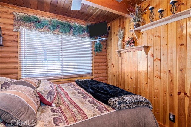 Detail Gallery Image 13 of 28 For 913 Nana Ave, Big Bear City,  CA 92314 - 3 Beds | 2 Baths