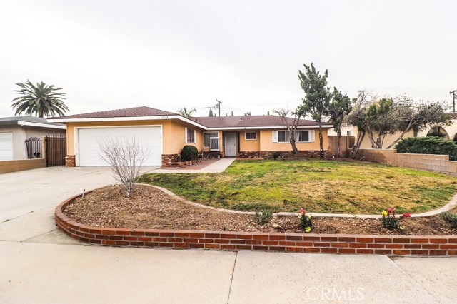 17573 Orchid Dr, Fontana, CA 92335