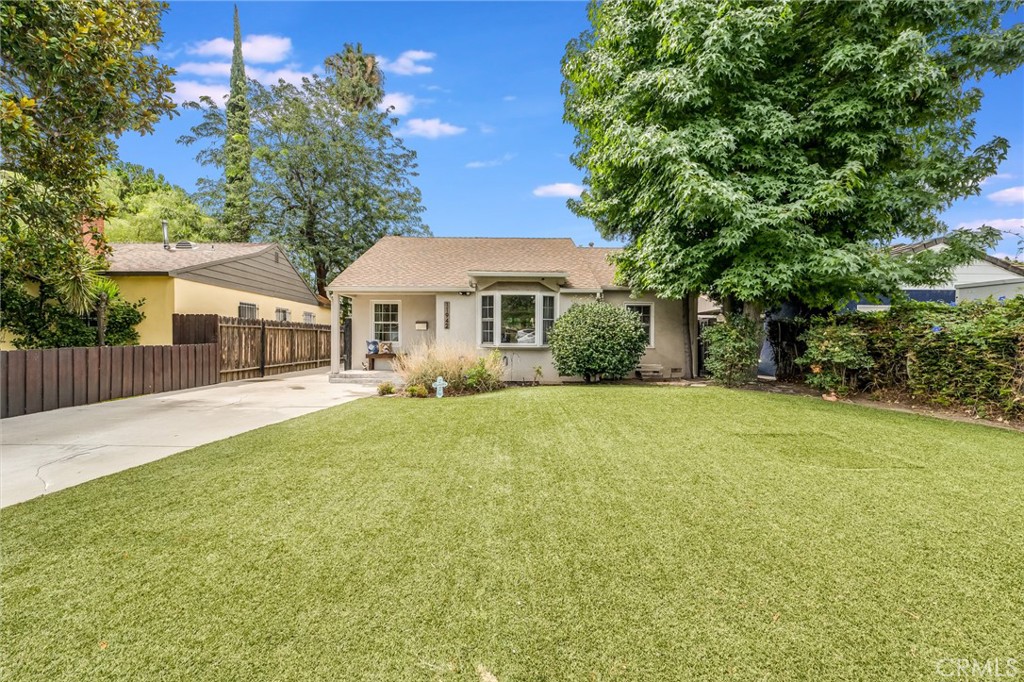 11942 Collins Street, Valley Village, CA 91607