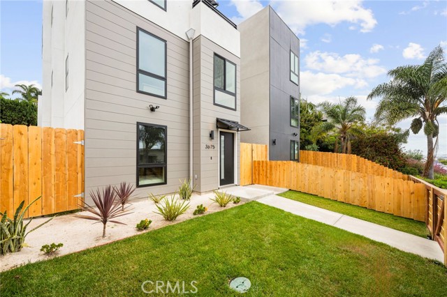 Detail Gallery Image 3 of 52 For 3675 Paul Jones Ave, San Diego,  CA 92117 - 4 Beds | 3/1 Baths