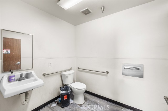 620 S Magnolia Avenue, Ontario CA: https://media.crmls.org/medias/4a0fac41-ab1f-478b-b904-0e317d8a79ef.jpg
