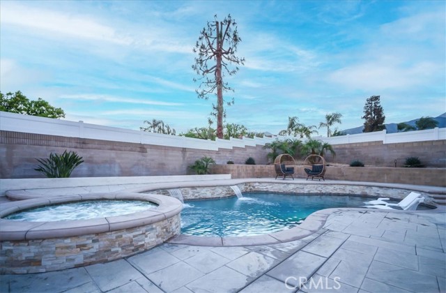 Detail Gallery Image 33 of 46 For 2071 N Redding Way, Upland,  CA 91784 - 3 Beds | 3 Baths