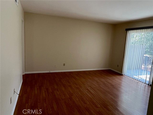 Detail Gallery Image 2 of 9 For 19547 Rinaldi St #27,  Porter Ranch,  CA 91326 - 3 Beds | 3 Baths