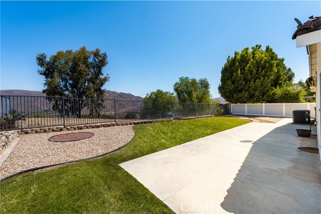 Detail Gallery Image 38 of 39 For 13758 Palomino Creek Dr, Corona,  CA 92883 - 4 Beds | 2 Baths