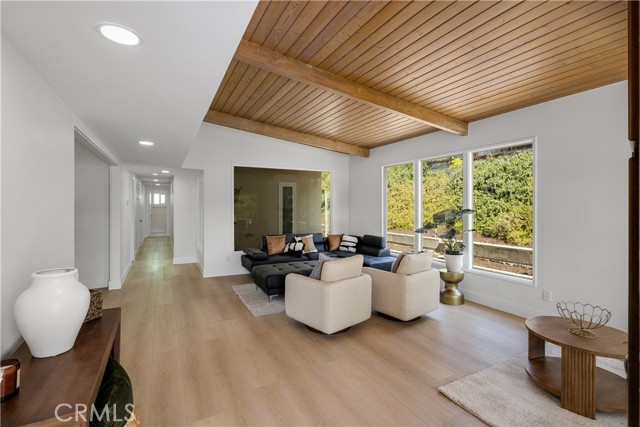 Detail Gallery Image 5 of 36 For 1219 N Raymond Ave, Fullerton,  CA 92831 - 4 Beds | 2/1 Baths