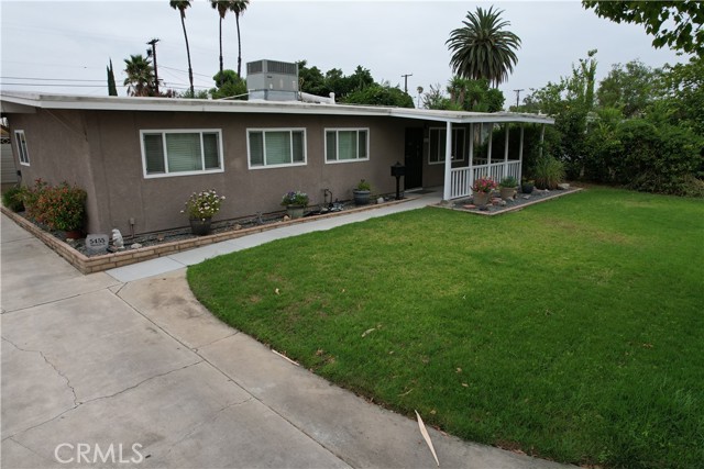 Detail Gallery Image 2 of 30 For 5455 Wayman St, Riverside,  CA 92504 - 4 Beds | 2 Baths