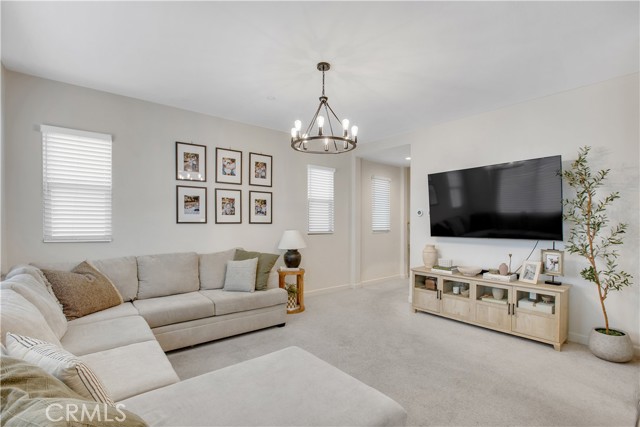 15730 Moonflower Avenue, Chino CA: https://media.crmls.org/medias/4a15874f-9a2e-4f47-8fa8-0c6fbc95ee7e.jpg