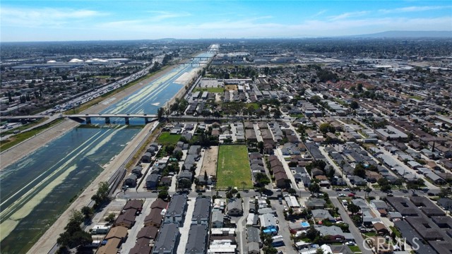 Detail Gallery Image 3 of 13 For 5252 Live Oak, Cudahy,  CA 90201 - – Beds | – Baths