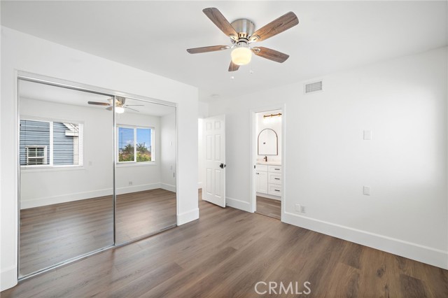 Detail Gallery Image 25 of 35 For 377 Roycroft Ave, Long Beach,  CA 90814 - 4 Beds | 2/1 Baths