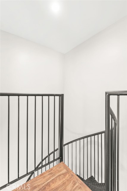 Detail Gallery Image 17 of 30 For 145 E 36th Pl #1/4,  Los Angeles,  CA 90011 - 2 Beds | 1 Baths