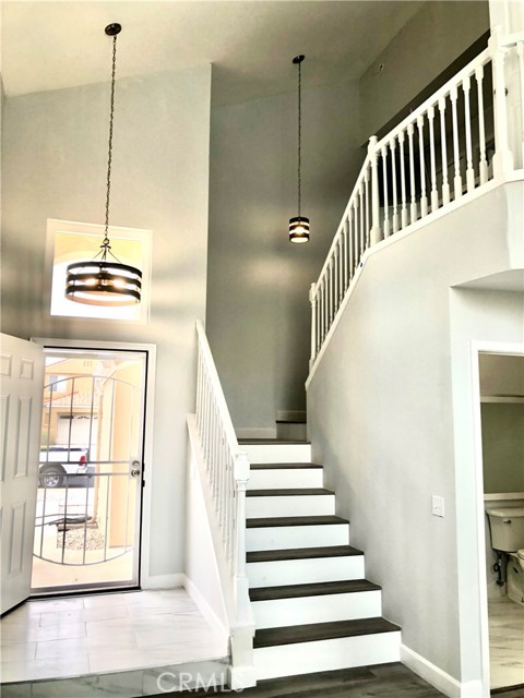 Detail Gallery Image 3 of 20 For 13333 Fox Run Rd, Victorville,  CA 92392 - 3 Beds | 2/1 Baths