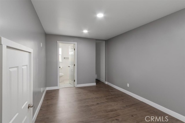 Detail Gallery Image 19 of 65 For 1521 N Bonnie Beach, Los Angeles,  CA 90063 - 5 Beds | 2/1 Baths