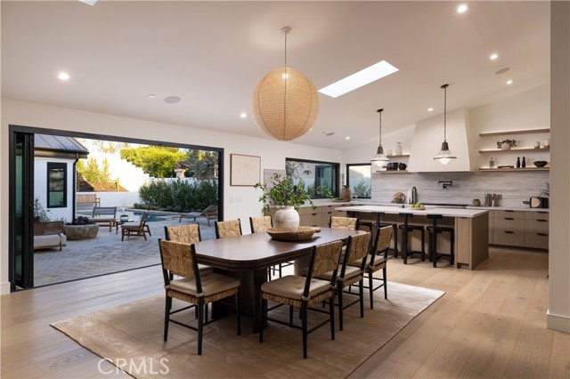 Detail Gallery Image 18 of 50 For 1524 Dolphin Ter, Corona Del Mar,  CA 92625 - 3 Beds | 3/1 Baths