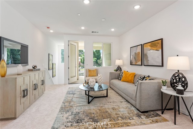 Detail Gallery Image 5 of 34 For 1178 Santo Antonio Dr, Colton,  CA 92324 - 2 Beds | 2/1 Baths