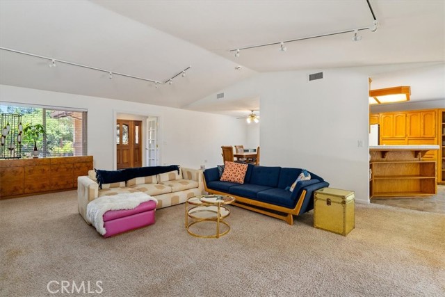 138 15th Street, Paso Robles CA: https://media.crmls.org/medias/4a196240-896c-4515-aa29-c2b9e4ef1290.jpg