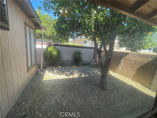 Detail Gallery Image 16 of 23 For 1380 Teakwood, Hemet,  CA 92543 - 2 Beds | 2 Baths