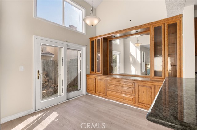 Detail Gallery Image 5 of 21 For 11384 Dronfield #36,  Pacoima,  CA 91331 - 3 Beds | 3 Baths