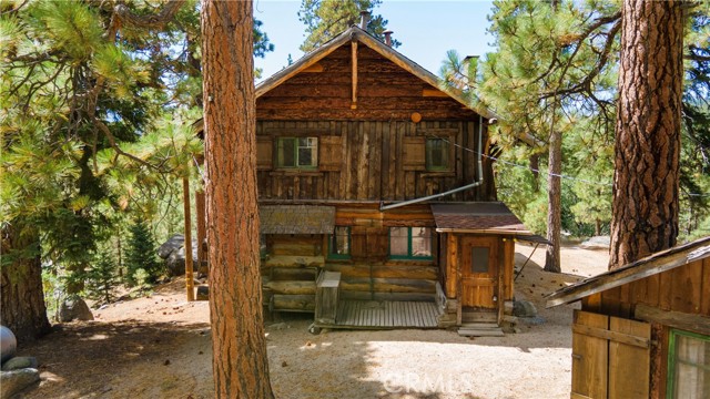 Detail Gallery Image 41 of 47 For 39342 Mohawk Dr, Fawnskin,  CA 92333 - 4 Beds | 2 Baths