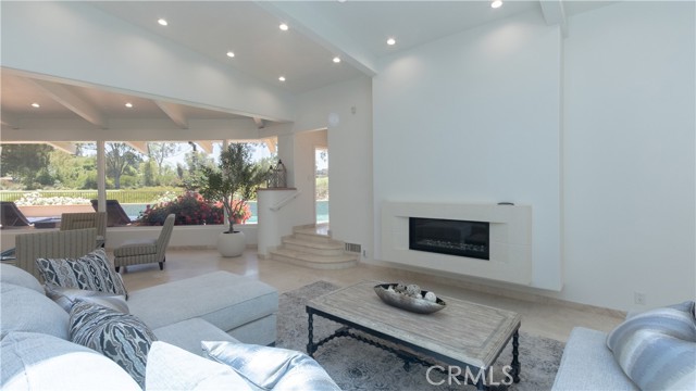 30421 Mirador Court, Laguna Niguel CA: https://media.crmls.org/medias/4a1b7be1-39d6-4026-a66b-dd60b0a6f313.jpg
