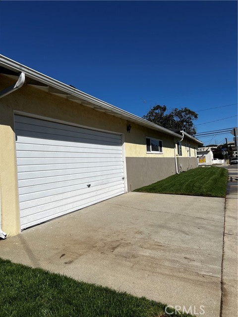 Detail Gallery Image 3 of 15 For 22443 Meyler, Torrance,  CA 90502 - 3 Beds | 2 Baths