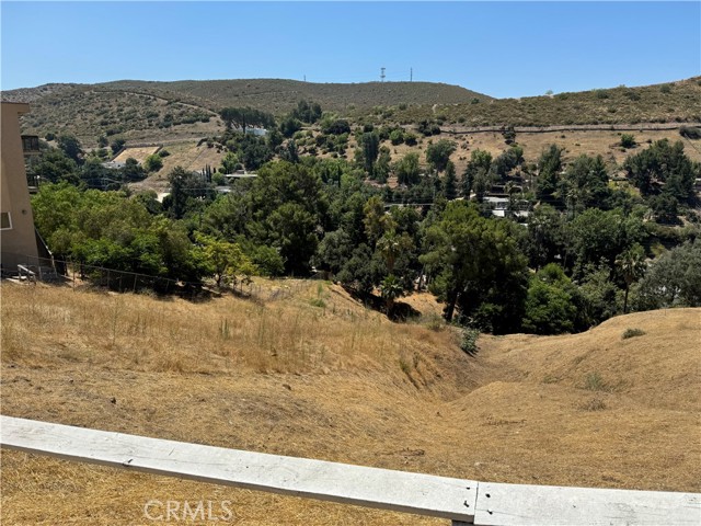 Detail Gallery Image 4 of 6 For 9360 Wayside Dr, Sunland,  CA 91040 - – Beds | – Baths