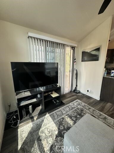 16540 Whittier Boulevard, Whittier CA: https://media.crmls.org/medias/4a1d433f-0a0f-44f5-9e03-29dec3345c8a.jpg