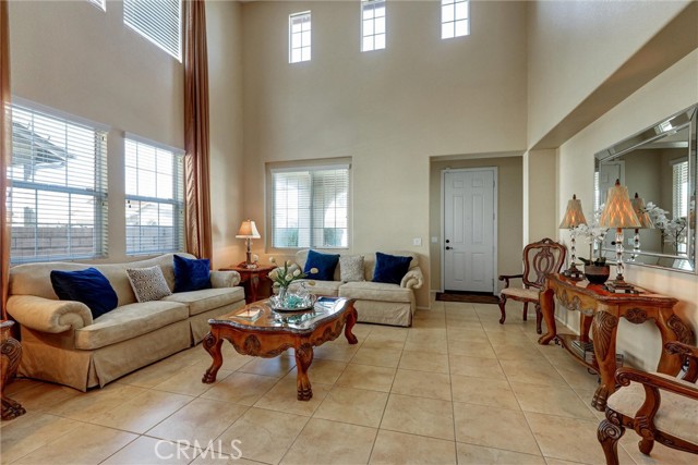 Detail Gallery Image 8 of 53 For 29623 Tierra Shores Ln, Menifee,  CA 92584 - 4 Beds | 2/1 Baths