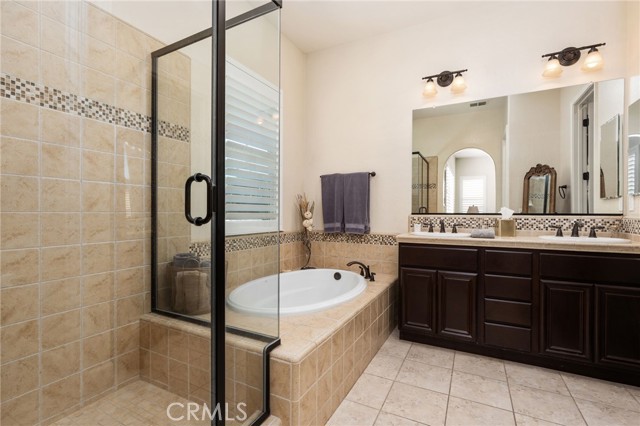 3236 Ashcroft Avenue, Clovis CA: https://media.crmls.org/medias/4a1e01a7-b7f5-4777-8c47-c626a6b93e12.jpg