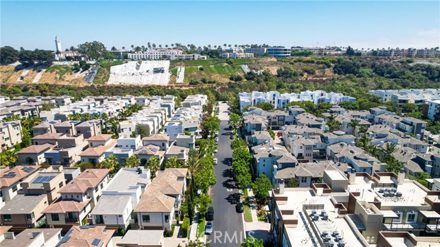 Detail Gallery Image 33 of 35 For 6011 Dawn Creek #7,  Playa Vista,  CA 90094 - 3 Beds | 2/1 Baths