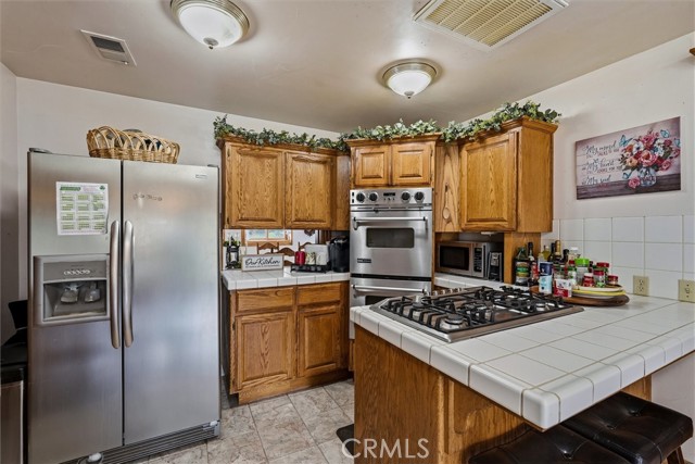 Detail Gallery Image 19 of 49 For 38076 Pine Meadow, Oakhurst,  CA 93644 - 3 Beds | 2/1 Baths