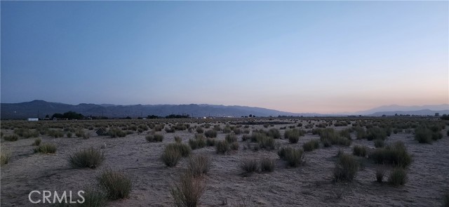 0 Cascade, Joshua Tree CA: https://media.crmls.org/medias/4a1fd802-48cf-475f-9207-4d7c62f1168d.jpg
