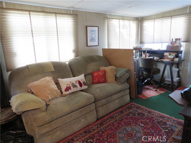 16927 Lake Ridge Way, Yorba Linda CA: https://media.crmls.org/medias/4a201181-d3f8-462b-82e6-544e4df8fd59.jpg
