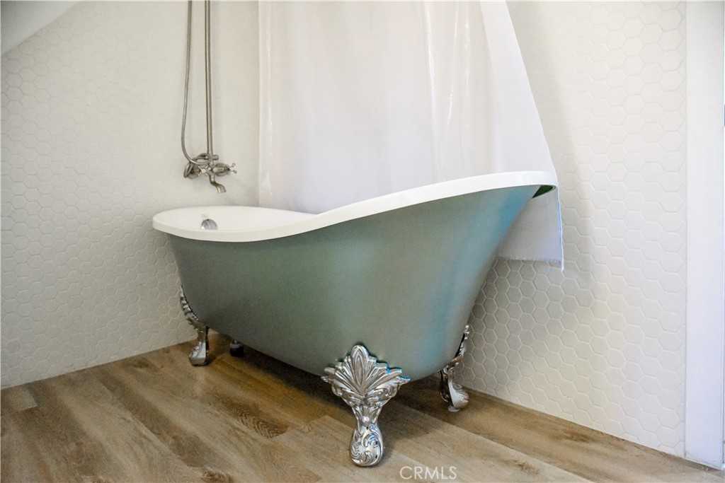 MLS #IV25245991 image #11