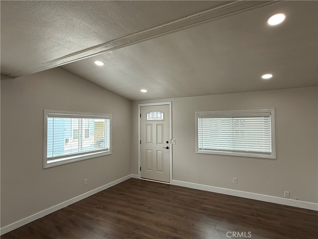 MLS #OC26136933 image #3