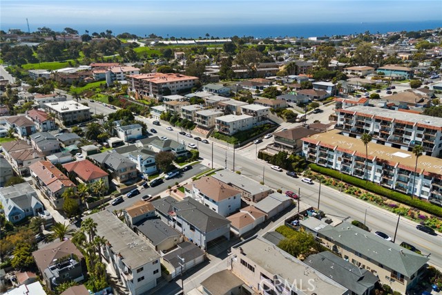 740 W 27th Street, San Pedro CA: https://media.crmls.org/medias/4a210d4c-9018-4317-bc7f-ef9f834f4c7d.jpg